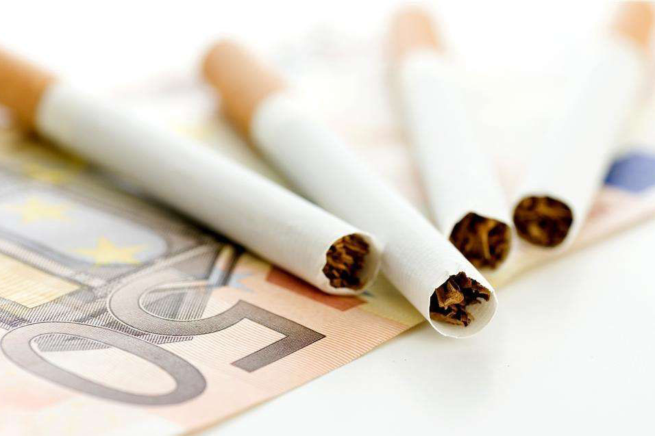 1521682962557634.jpg 香煙.jpg